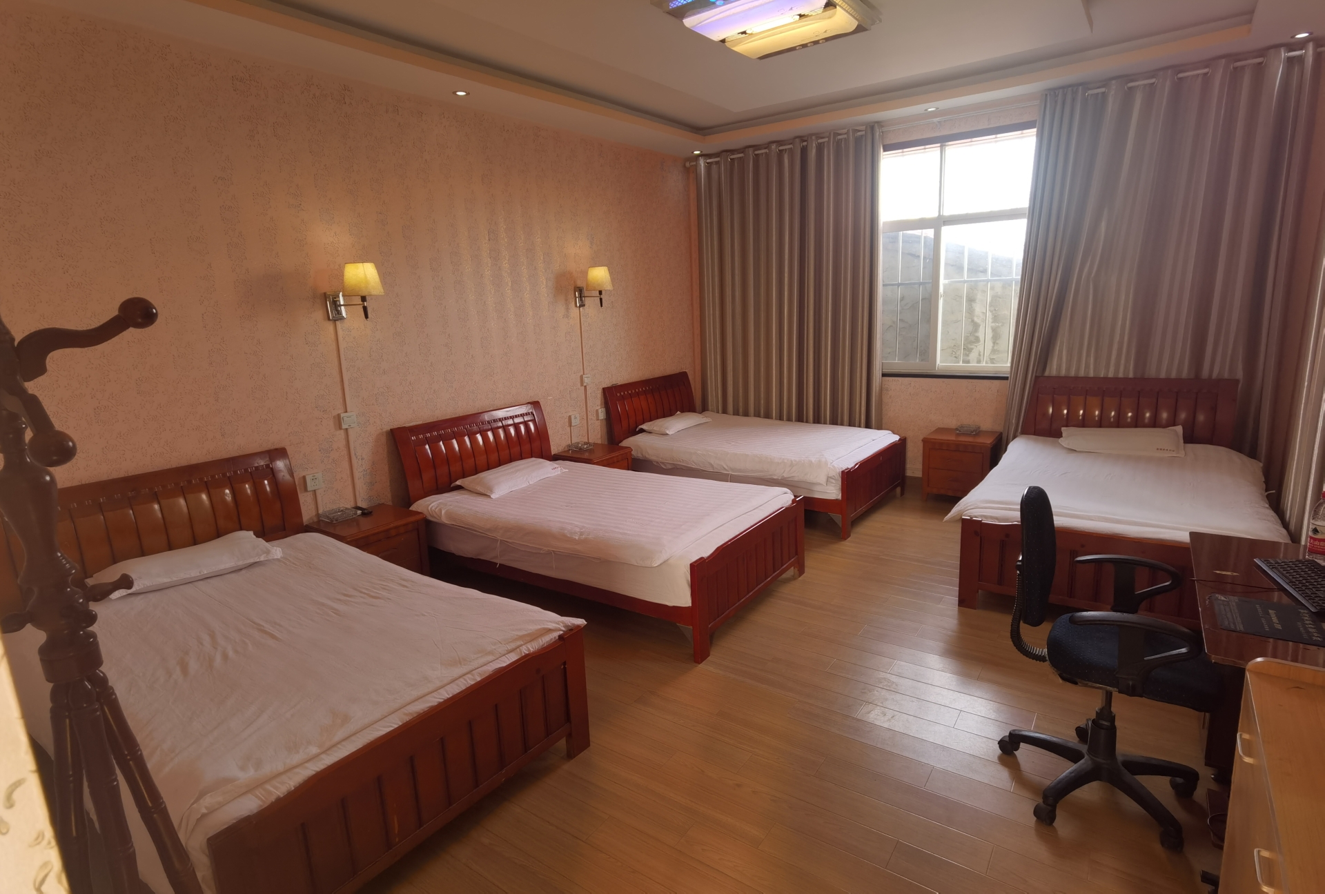 Guofu Business HotelOver view