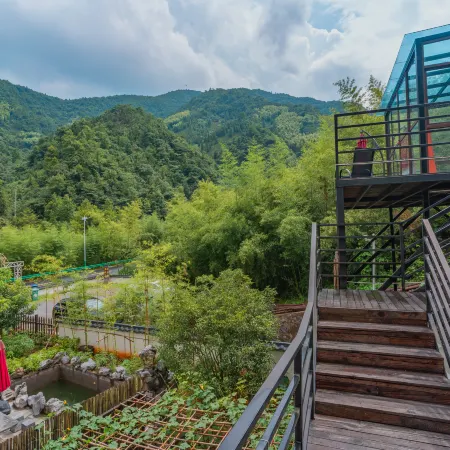 Yuexi Xiaozhu Guesthouse
