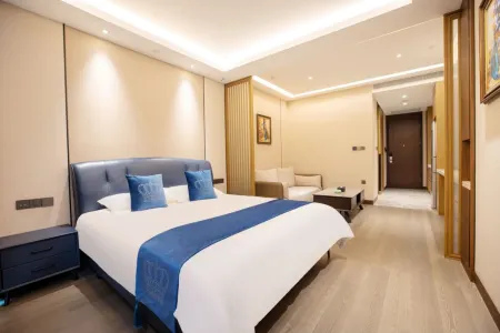 ZHENGZHOULANDAILITINGJIUDIAN Отели рядом с достопримечательностью «Henan Water Conservancy and Environment Vocational College»