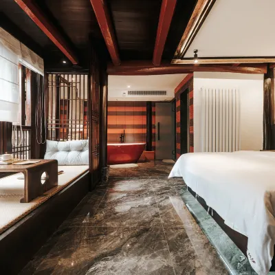 Yue Man Time · Qingshi Alley Luxury Vacation Boutique Stay (Langzhong Ancient City Huaguang Tower) Hotels near Aoshan Mountain Holy Site