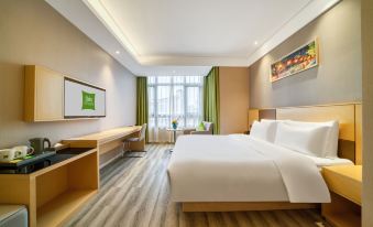 Ibis Styles Hotel (Nanchang Honggutan University Town)