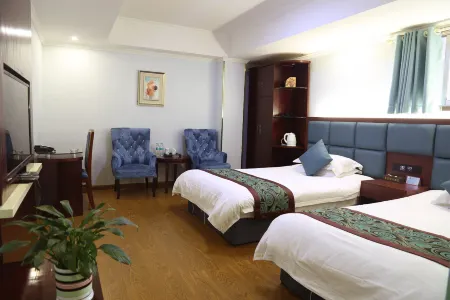 Jinquan Holiday Hotel、 Отели рядом с достопримечательностью «Chishuiyuan Square»