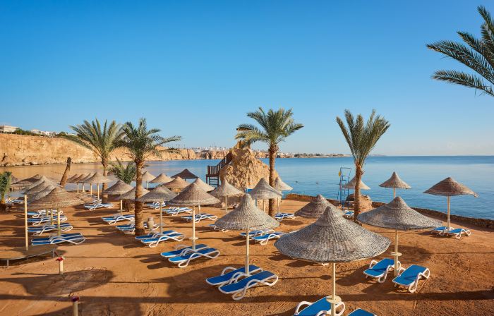 Dreams Beach Resort