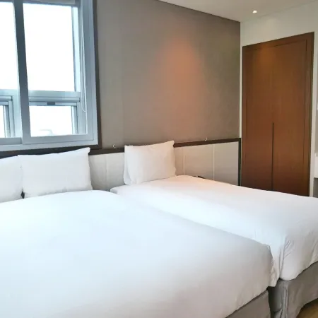 Rosana Hotel Отели рядом с достопримечательностью «Торговый центр Garden 5»
