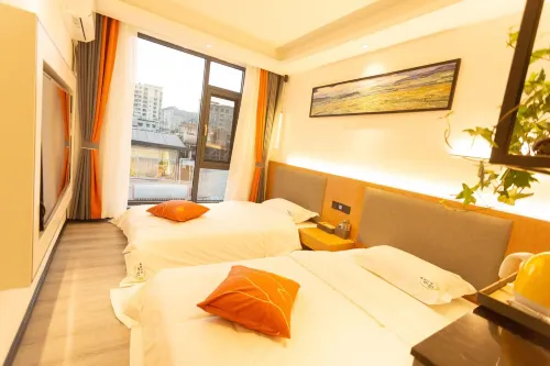 Yage Homestay (Sigangli Pedestrian Street)