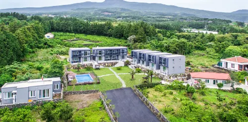 Donnaeko pension