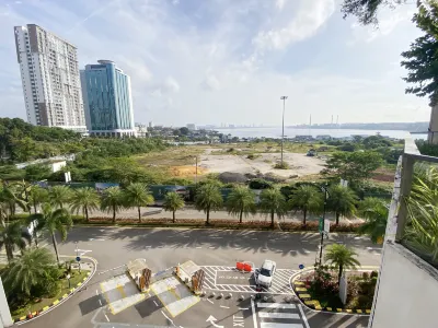 R&F Princess Cove Boutique Homestay By TREX #Nearby CIQ #Johor Bahru #JB Central Hotels in 