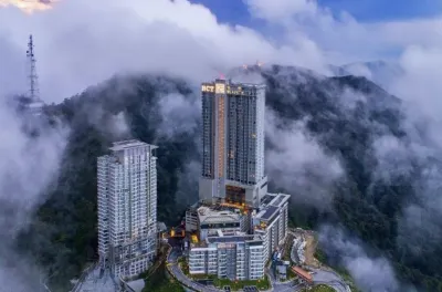 Grand Ion Delemen Homestay by Emerald Homes