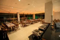 Hotel Saffron Wayanad - breakfast