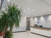 Langfang Yuejia Hotel