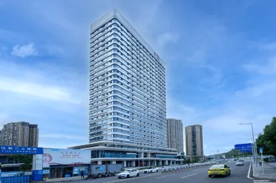 Wells Hotel (Chongqing Central Park) Hotel in zona CPC Chongqing Yubei District Committee Party School (West to Lushan Jinxiu)