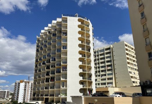 BnB Homes Praia da Rocha Beach Sun-Kissed Apartment 50 m Away from the Ocean Hotel Overview