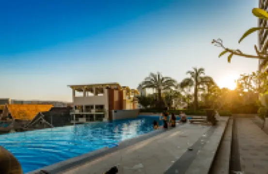 西雙版納景洪若苒·設計觀景民宿（告莊星光夜市店）