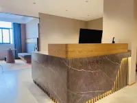 Yueya Fengjing Hotel (Shangrao Wuyuan Cultural Square Landscape Bridge) - بار