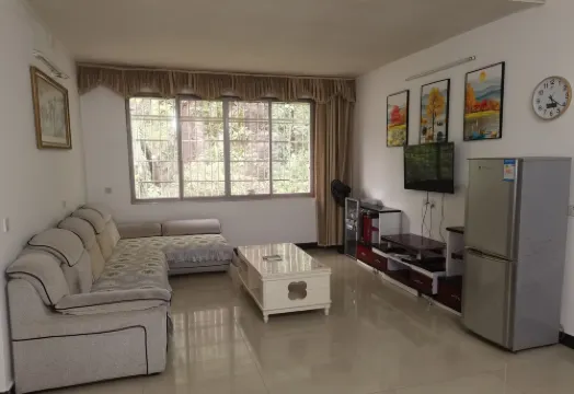 Fengming Xiaoqu Apartment