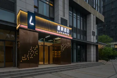 Lavande Hotel (Beijing Mentougou Shang'an Subway Station Branch) Hotels near Lingjiu Buddhist Temple