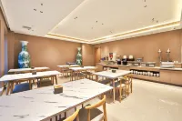 Yuehao Holiday Hotel (Dunhua High-speed Railway Station) Hotels in Dunhua