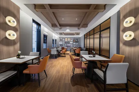 Days Hotel by Wyndham Changsha Xingsha Отели рядом с достопримечательностью «Hunan Engineering Polytechnic»