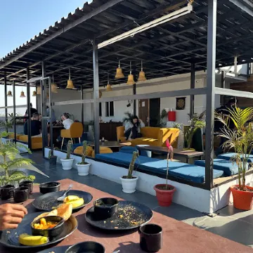 Madpackers Jaipur Отели рядом с достопримечательностью «Торговый центр Pink Square Mall»