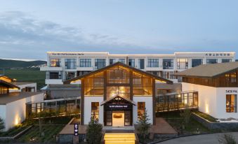 Sunset Mountain Reflects Snow · Private Hot Spring Villa (Ruoergai Western Ranch Store)