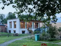 Chamtsee House Hotels near Heilinba Scenic Area