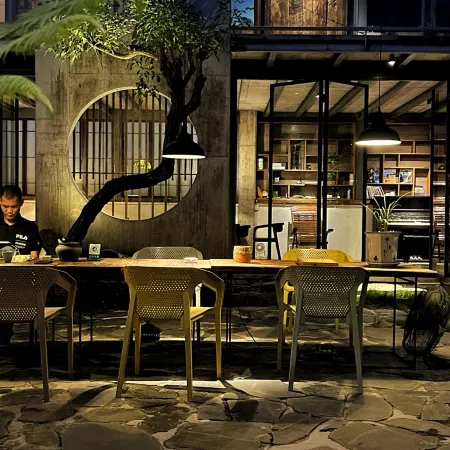 Yunman Homestay (Zhenhong Sports Center)