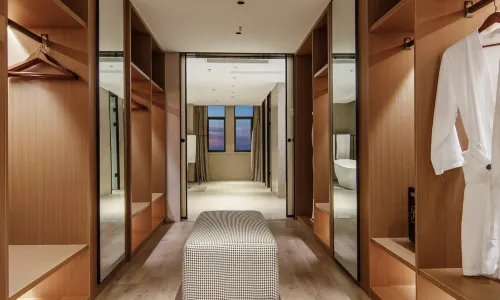 T·Hotel (Jianhu Wancai International Shopping Center)