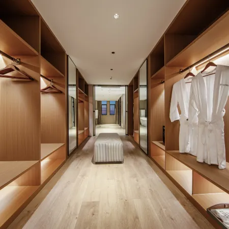 T·Hotel (Jianhu Wancai International Shopping Center)