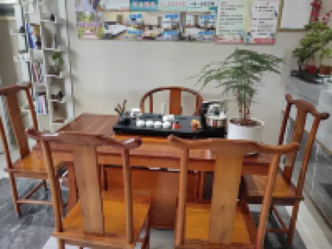 文山舒然ホテル（城南車バスターミナル）