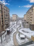 GreenTree Eastern Hotel (Urumqi Tianshan International Airport Xintianrun International Community) - غرفة مطلة على الجبل