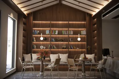 Pine Ravine Cottage Hotels in Heqing