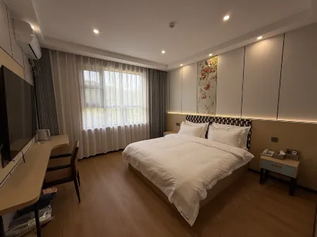 Lushan Apple Aroma Hotel