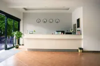 Qiubei David Star · E-sports City Hotel (Jiaolian Plaza)