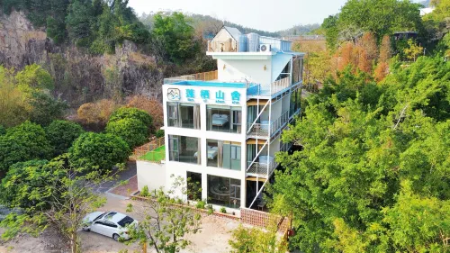 蓮棲山舎民宿