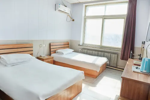 Longyuan Junzheng Guesthouse