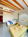 Qiannian Yaozhai Dongming Homestay - Pet friendly