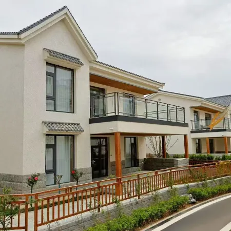 Yuelong Bay · Boutique Homestay