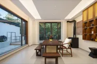 Wuyuan Shantang Muyue · MoonHill Secluded Holiday Villa