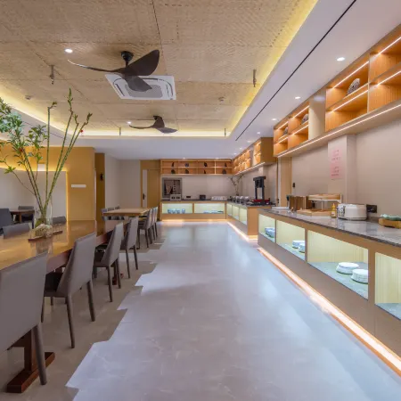 Huanman Hotel (Changzhou Wanda Plaza Hutang Subway Station Branch)