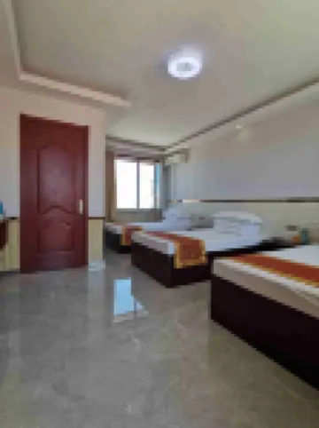 Longhu Holiday Hotel