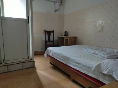Gangwan Apartment