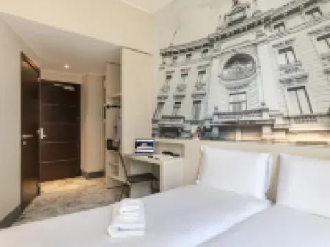 B&B Hotel Milano Sant'Ambrogio Hotels near I Navigli