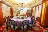 โรงแรมตงฟาง - พร้อมอาหารเช้า
