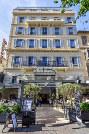 Hôtel & Appartements Monsigny Отели рядом с достопримечательностью «Musée des Arts Asiatiques»