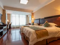 Double-Dove Peace International Hotel East Building فنادق في لينخاي