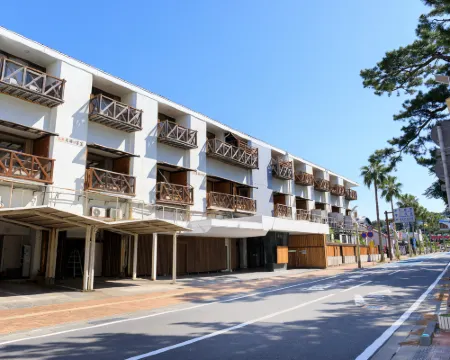 HOTEL SHIRAHAMAKAN Hotels in Shirahama