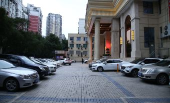 Vienna International Hotel (Chongqing Nanping Pedestrian Street Wanda Plaza)