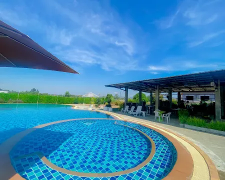 แม่ริมวิลล่าแอนด์พูล โรงแรมในแม่ริม