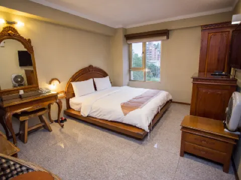 美嘉美ホテル 礁渓 宜蘭 五峰旗風景区周辺のホテル