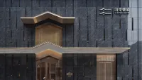 Yunting Hotel